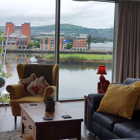 בלפסט Luxury Apartment Marina Views At Titanic Quarter מראה חיצוני תמונה