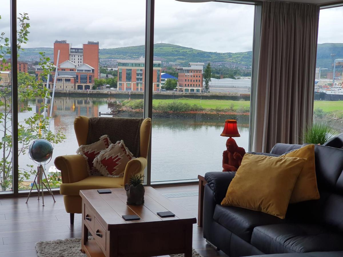 בלפסט Luxury Apartment Marina Views At Titanic Quarter מראה חיצוני תמונה