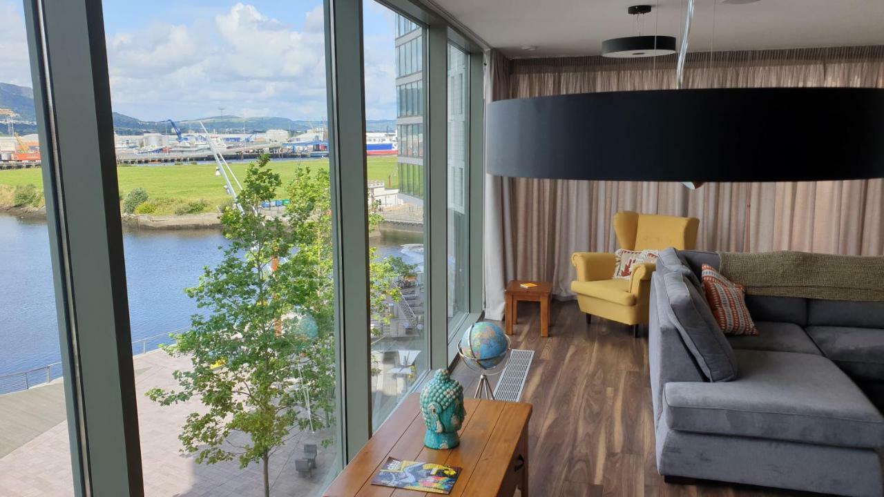 בלפסט Luxury Apartment Marina Views At Titanic Quarter מראה חיצוני תמונה