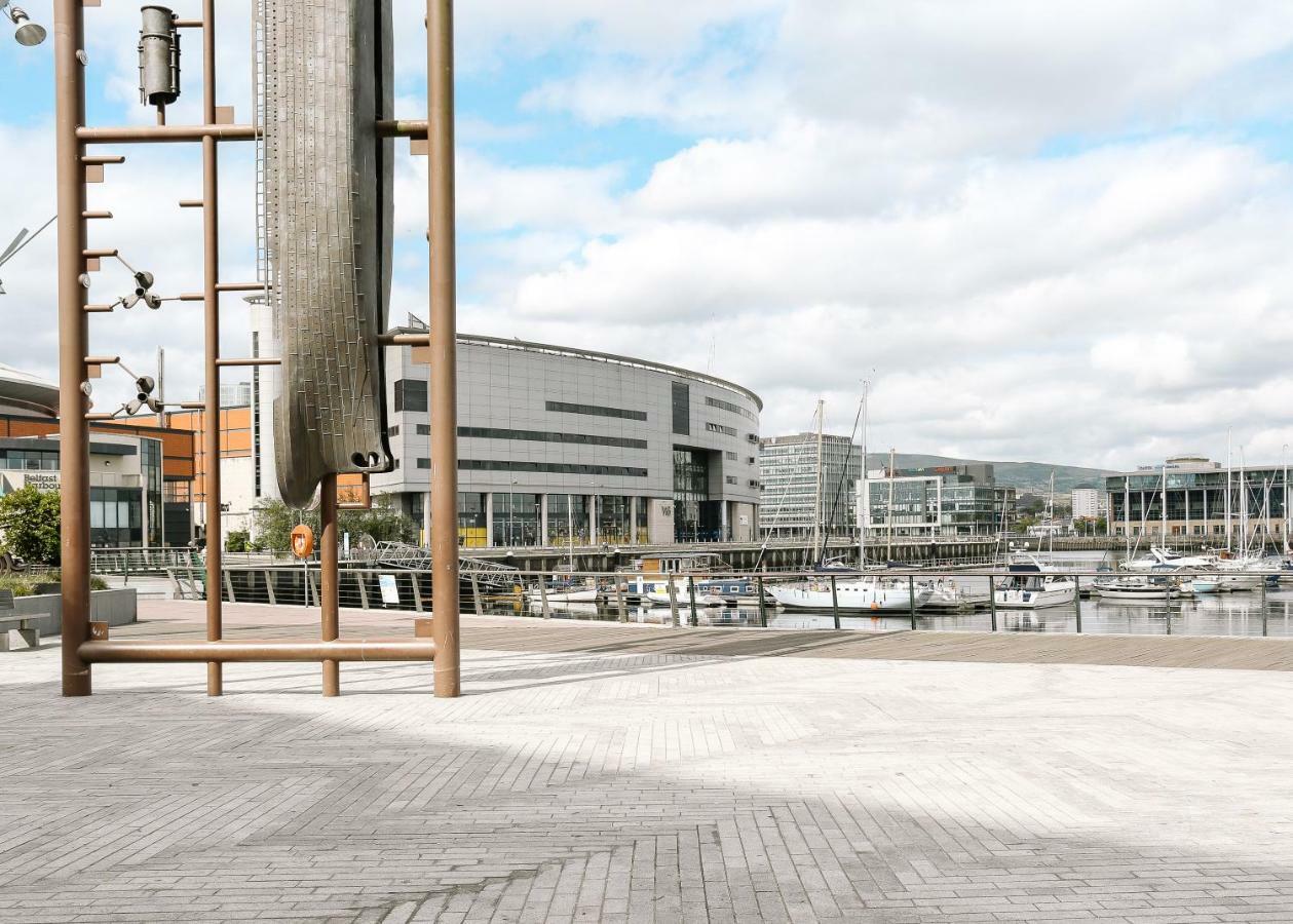 בלפסט Luxury Apartment Marina Views At Titanic Quarter מראה חיצוני תמונה